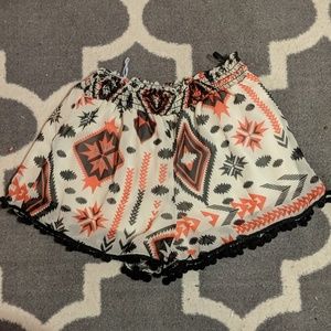 pom pom shorts